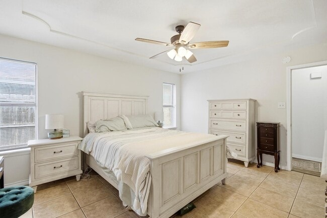 Building Photo - 2842 Rex Allen Dr