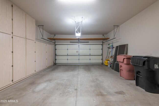 Building Photo - 16420 N Thompson Peak Pkwy