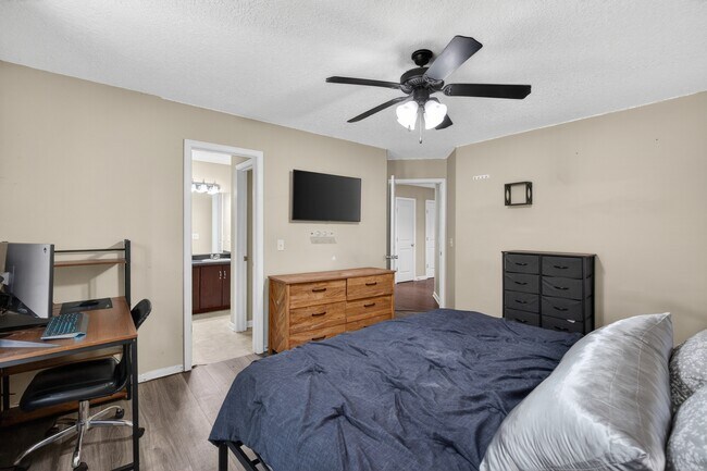 Building Photo - 31 Idus Ln