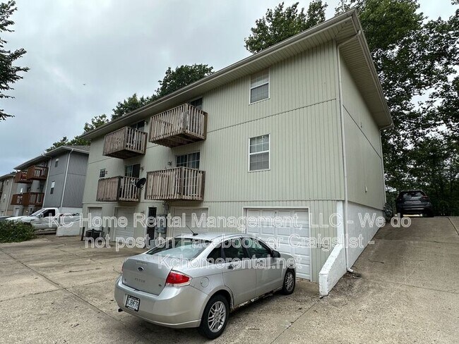 Building Photo - 211 Barr Rd