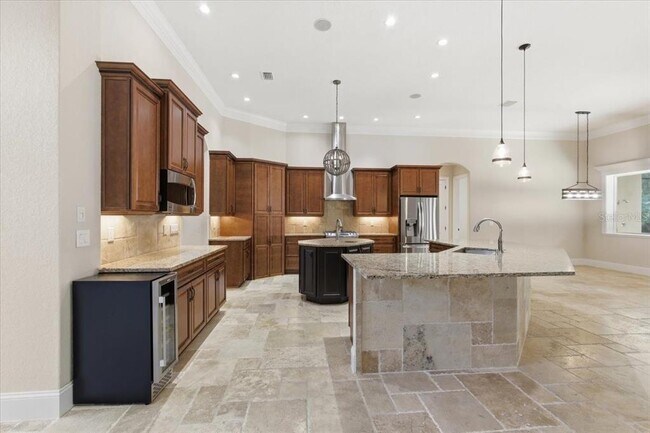 Building Photo - 7 Spanish Moss Ct