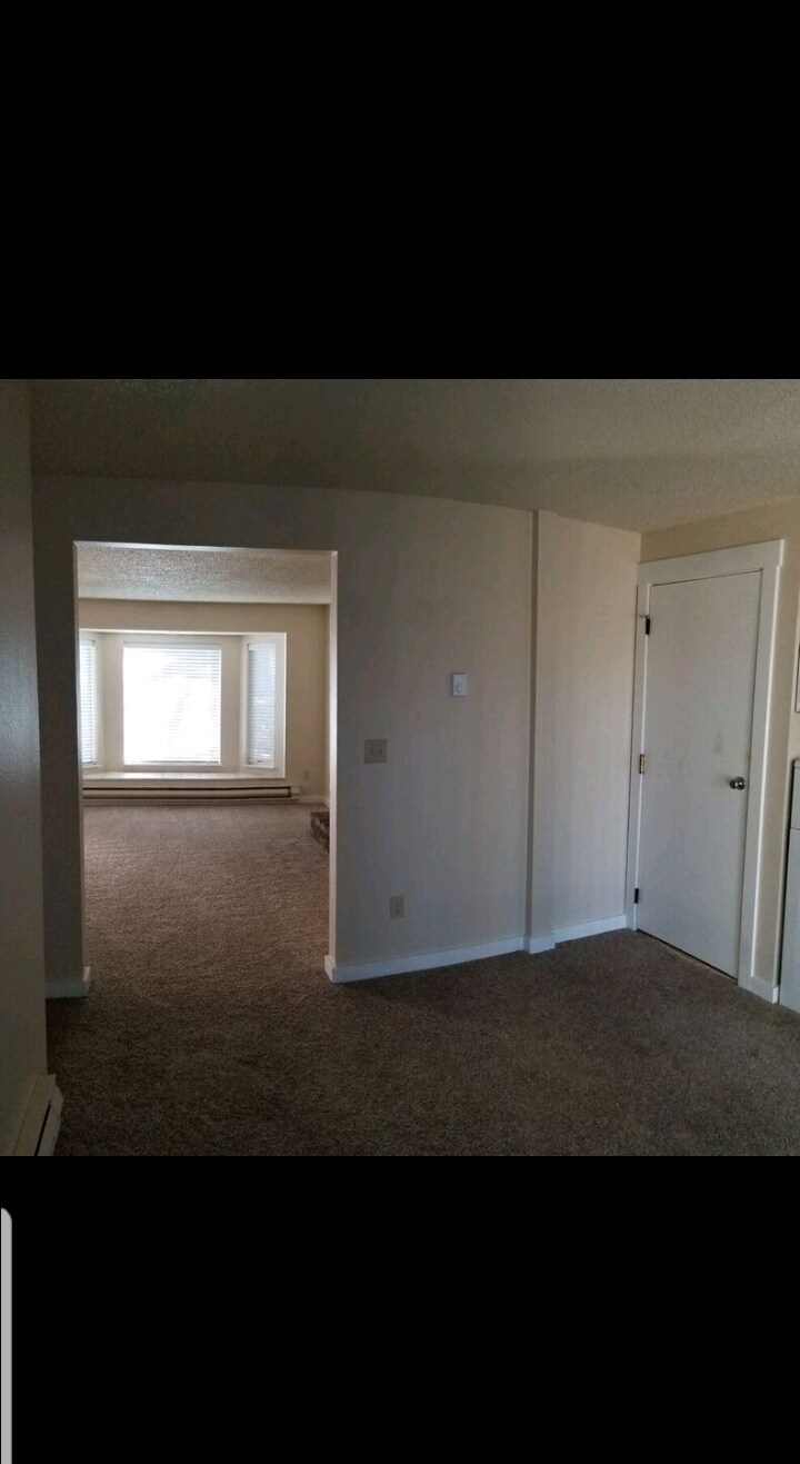 Building Photo - 10321 146th St E