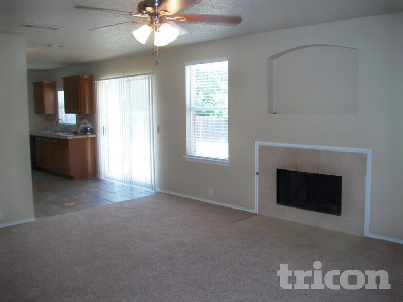 Building Photo - 1817 Citadel Dr