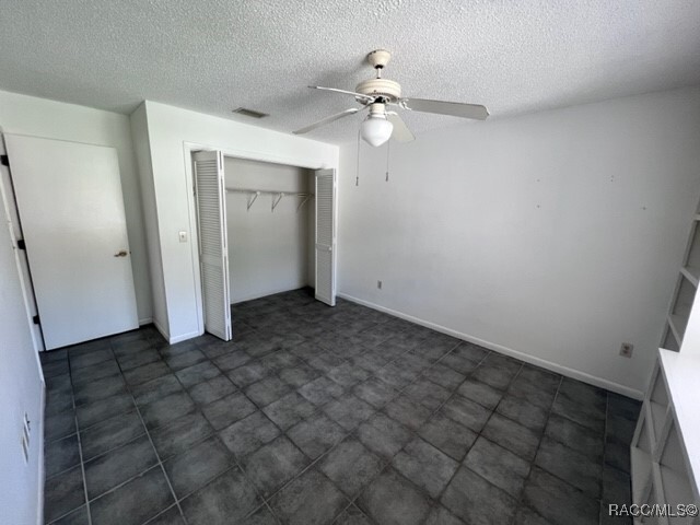 Building Photo - 100 Chinaberry Cir