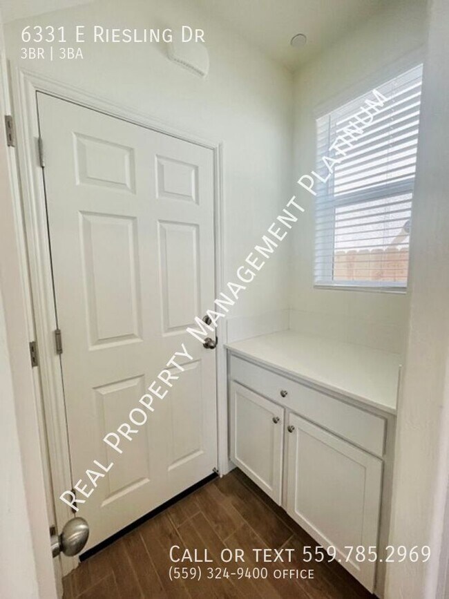 Building Photo - 6331 E Riesling Dr