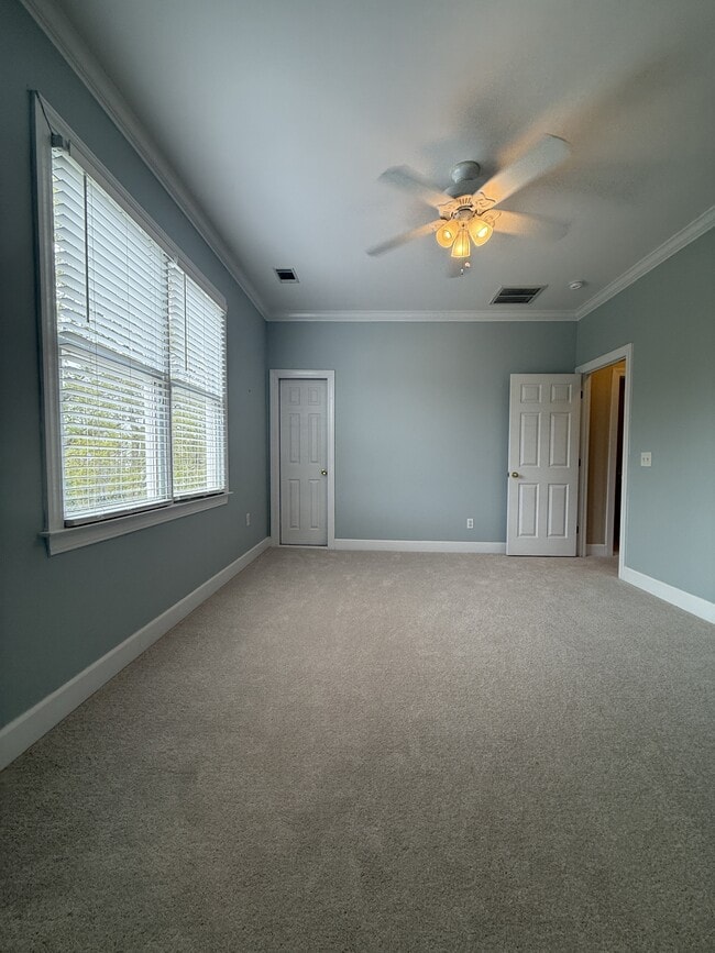 Building Photo - 101 Patrick Dr