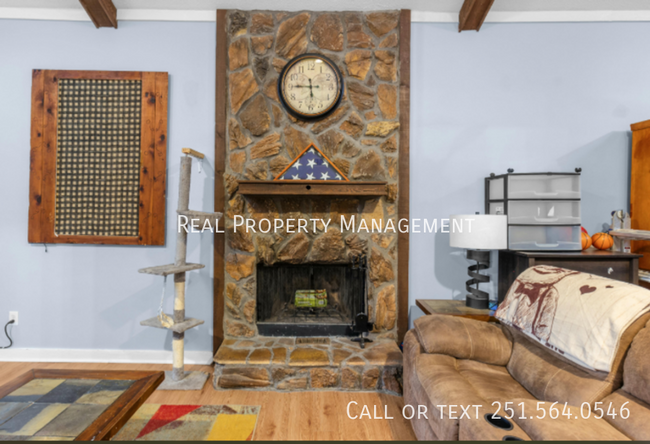 Building Photo - 7044 Carrabelle Key