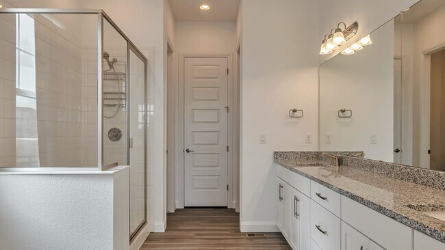 Building Photo - Beautiful Home in Canyons South!
