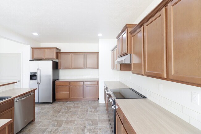 Building Photo - Live Large in Obsidian Trails — Where Comf...