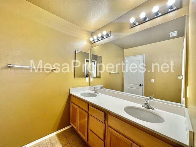 Building Photo - 12387 Dandelion Way