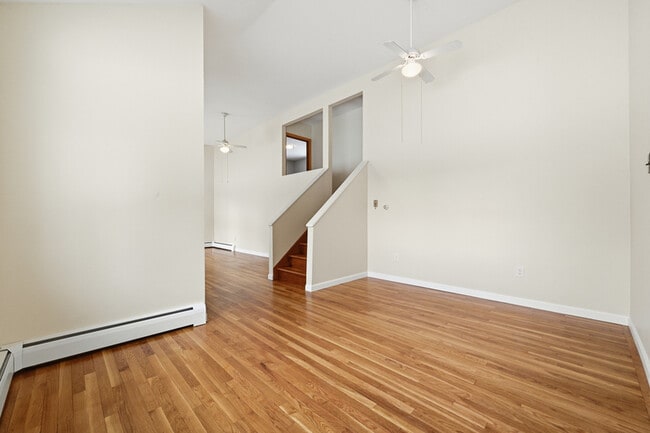 Building Photo - 11 Caribou Dr