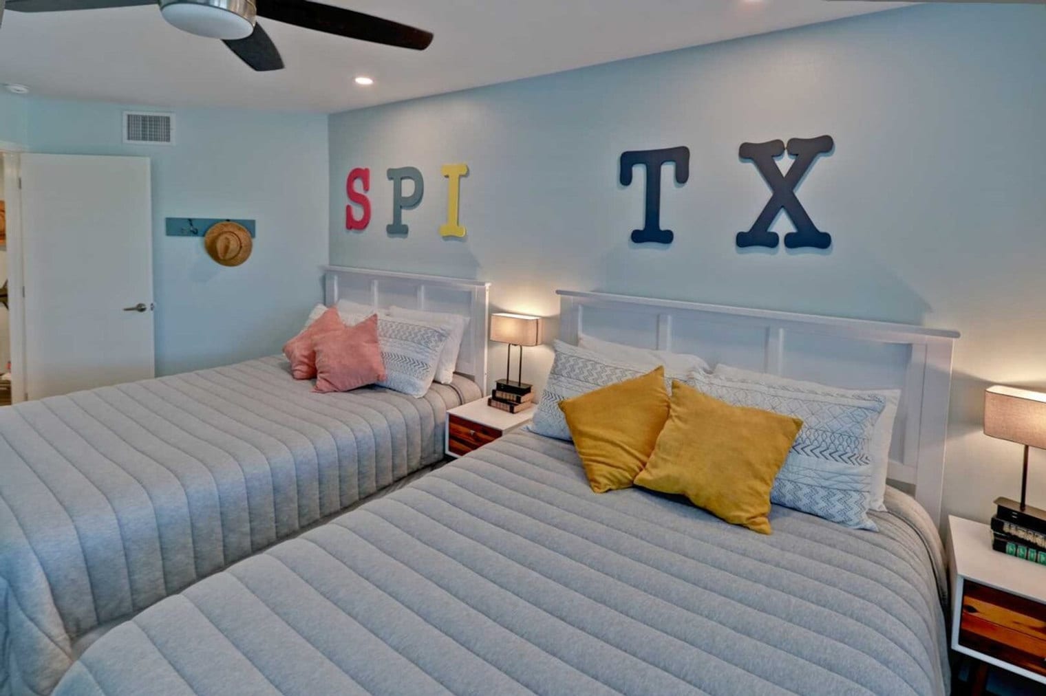 Building Photo - 200 Padre Blvd