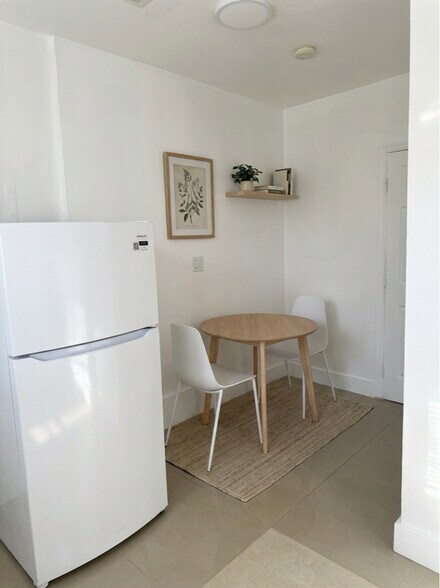 Building Photo - 8111 SW 129th Ave