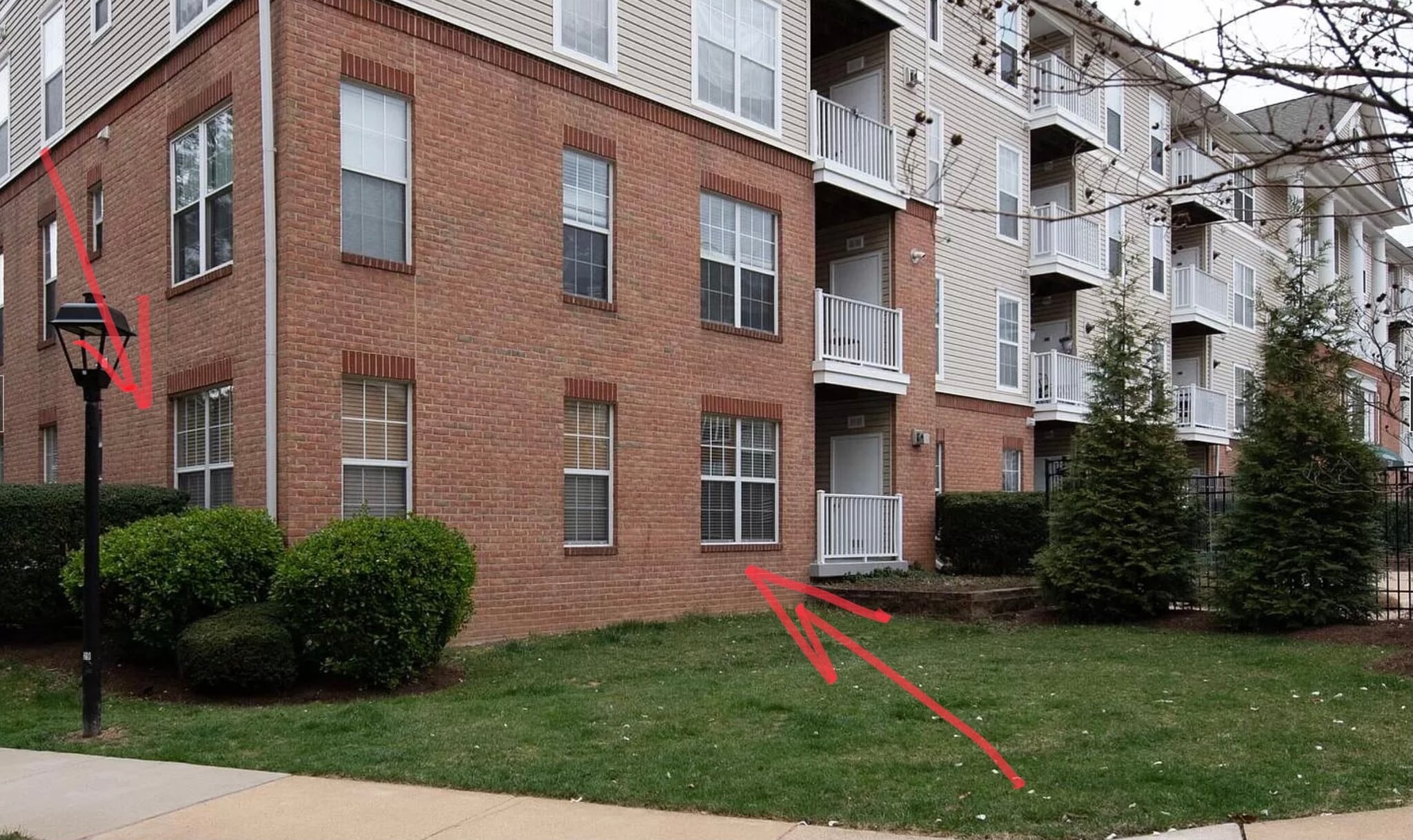 Building Photo - 7000 Falls Reach Dr