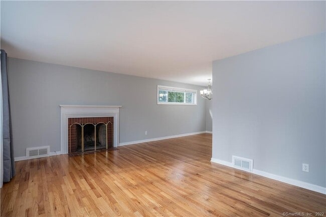 Building Photo - 34 John Smith Dr