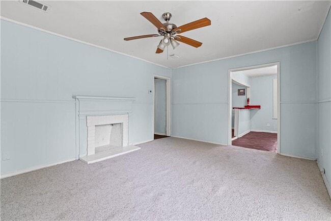 Building Photo - 2063 S Gimon Cir