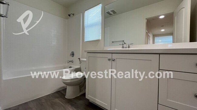 Building Photo - 10868 Quarter Horse Ave