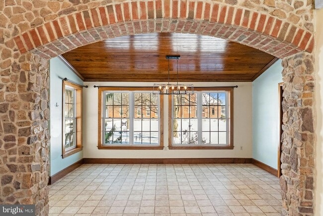 Building Photo - 6 McAllister Church Rd