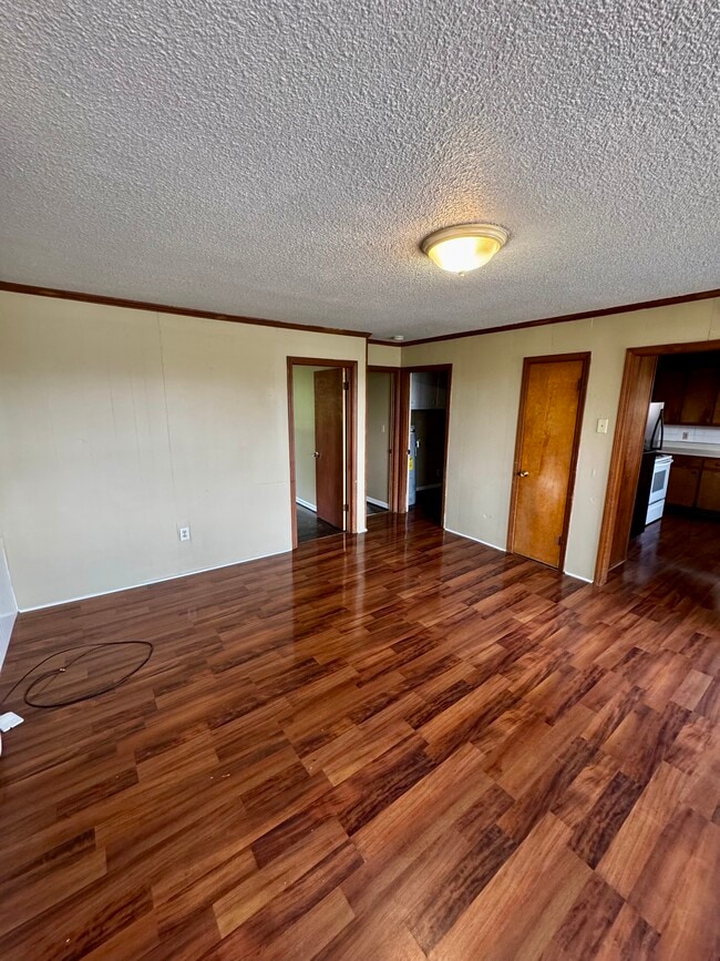 Building Photo - 1140 Crewdson Dr