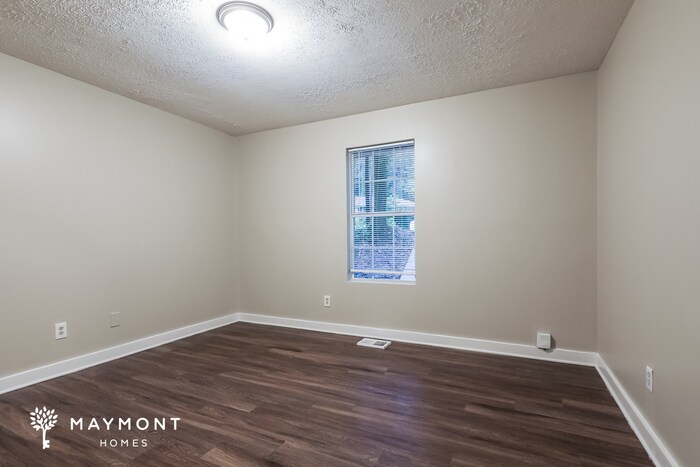 Building Photo - 4858 Bartlett Ct