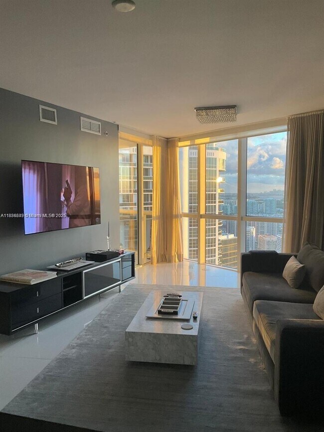 Building Photo - 18201 Collins Ave