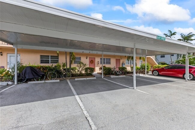 Building Photo - 2950 SE Ocean Blvd