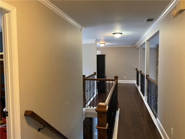 Building Photo - 1602 Chadwick Ridge Dr NW