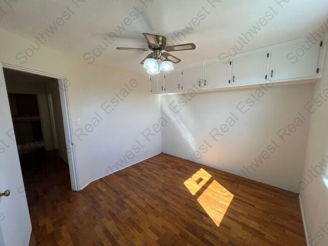 Building Photo - Beautiful Newly Renovated 3 Bedroom 2 Bath...