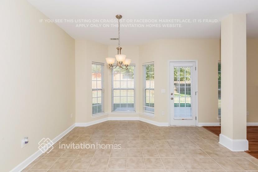 Building Photo - 1409 Mallory Ln