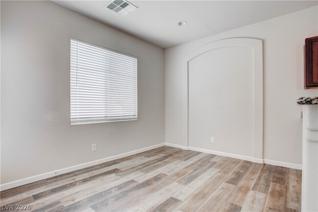 Building Photo - 1133 Via Rocca