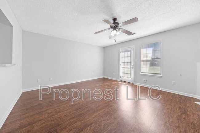 Building Photo - 7322 Perrin Cove