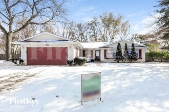 Building Photo - 1083 Willow Ct