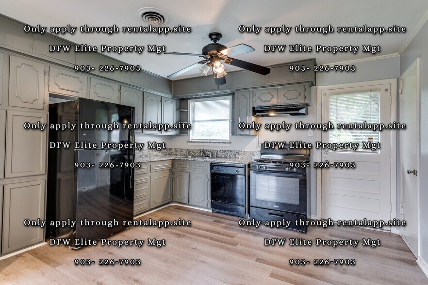 Building Photo - 8404 Bunche Dr