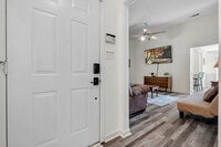 Building Photo - 1870 Mary Ellen Dr