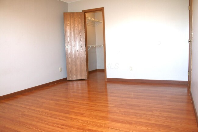 Building Photo - 3130 Castlebrook Ave