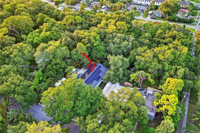 Building Photo - 1511 SW 30th Pl