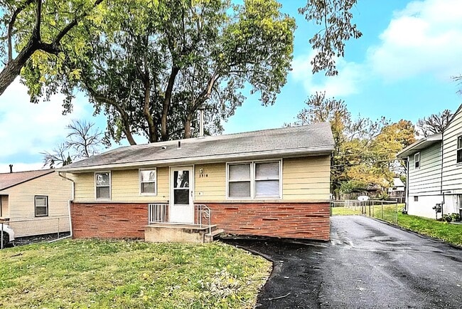 Building Photo - 3816 Gertrude St