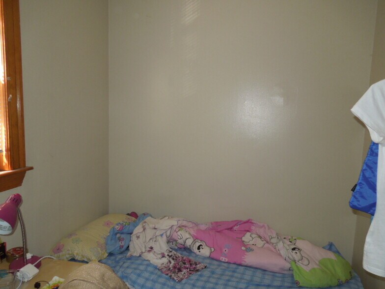 Building Photo - 132 Glenville Ave