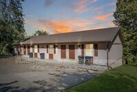 Building Photo - 141 Centennial Dr