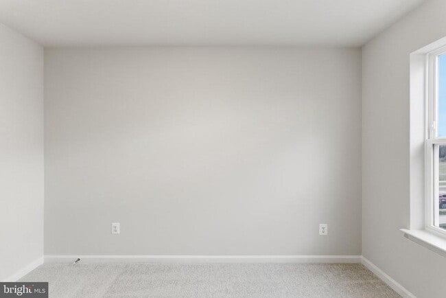 Building Photo - 410 18th Ave