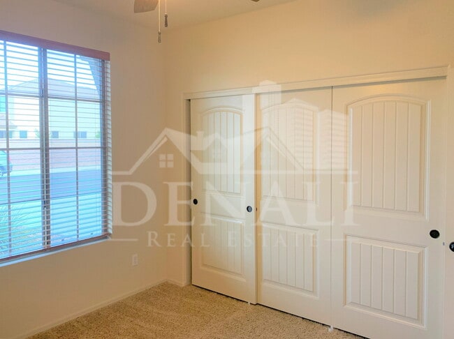 Building Photo - 3836 S Whitman