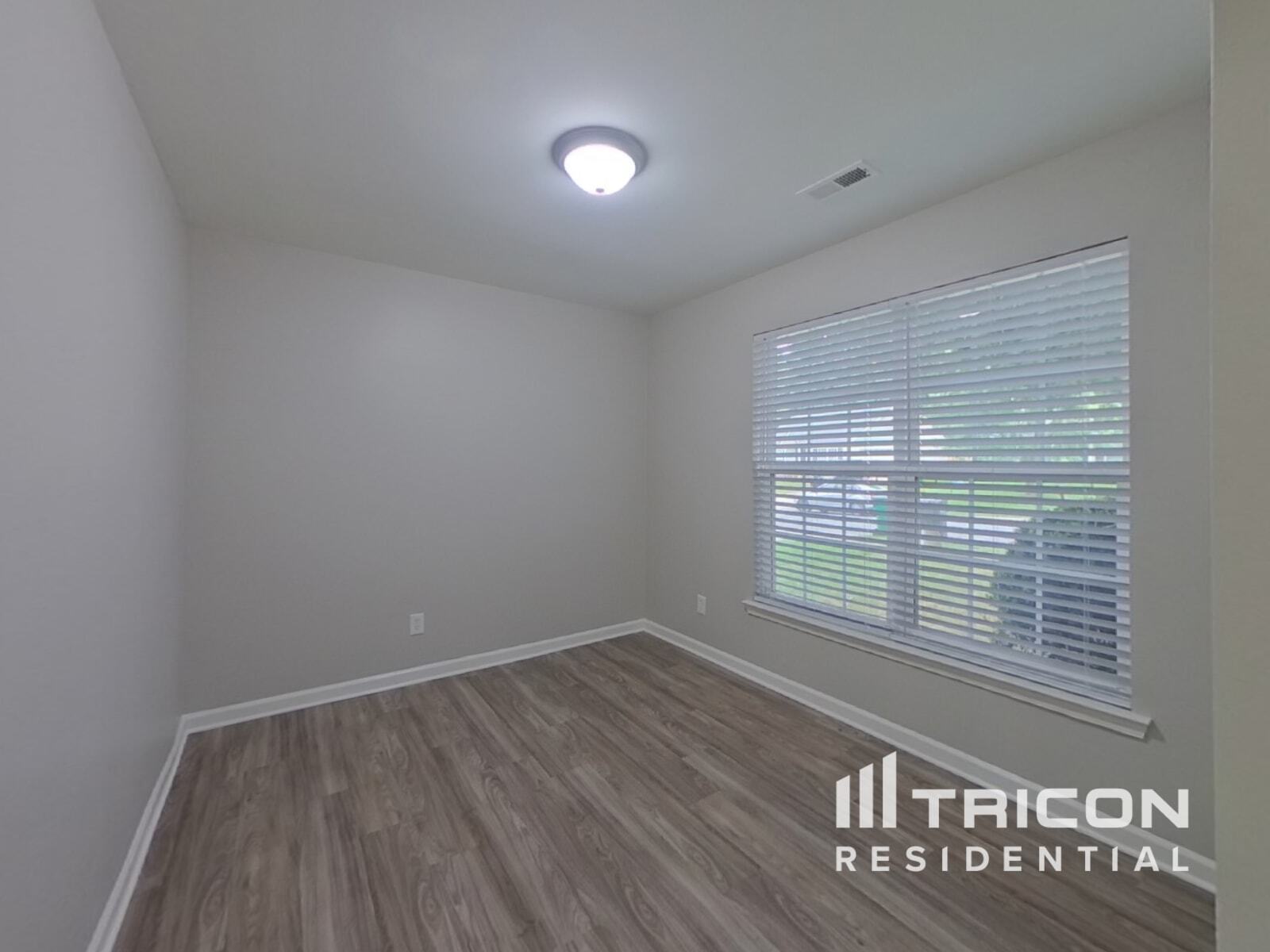 Building Photo - 5411 Peachwood Dr