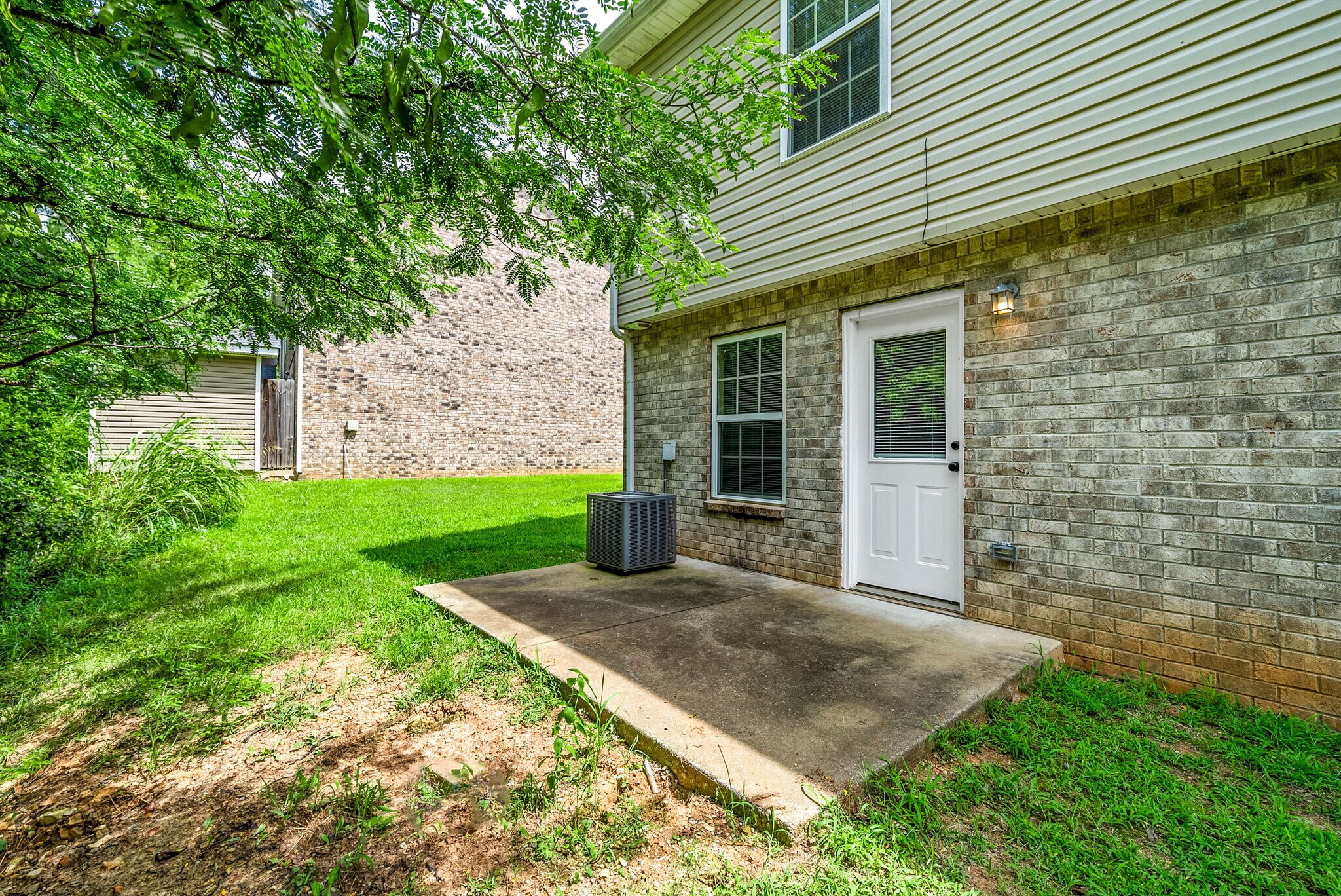 Building Photo - 2260 McCormick Ln