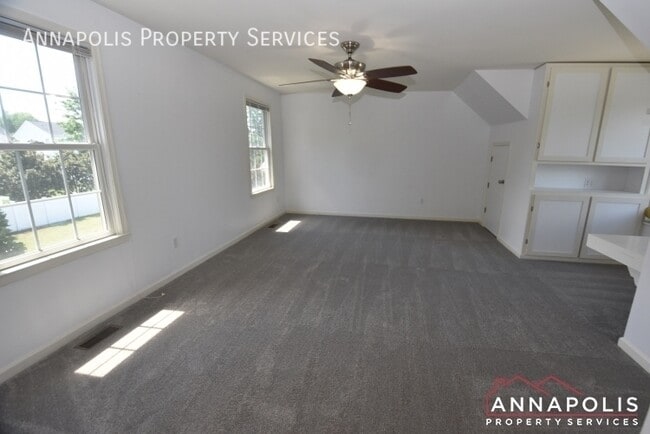 Building Photo - 307 Mainsail Dr