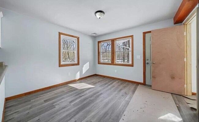 Building Photo - 204 Stony Ford Rd
