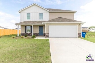 Building Photo - 409 Resting Fawn Pl