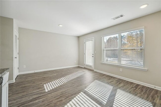 Building Photo - 4420 Pinscher St