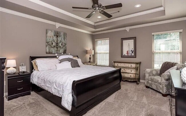 Building Photo - 3403 SW Crosswinds Blvd