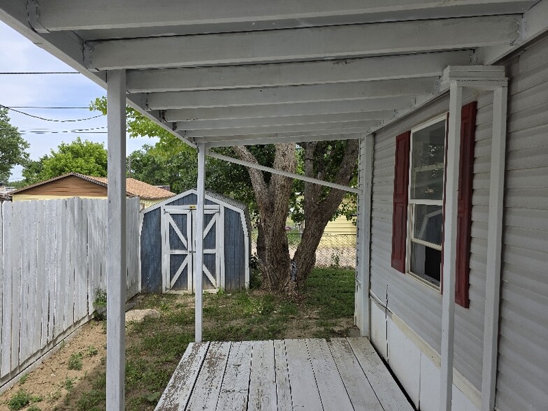 Building Photo - 435 Texas St