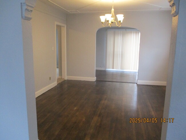 Building Photo - 17573 Monica St